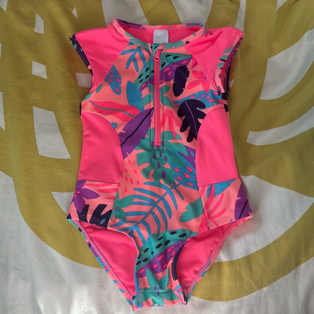 Cat & Jack girls swimsuits - size 4T